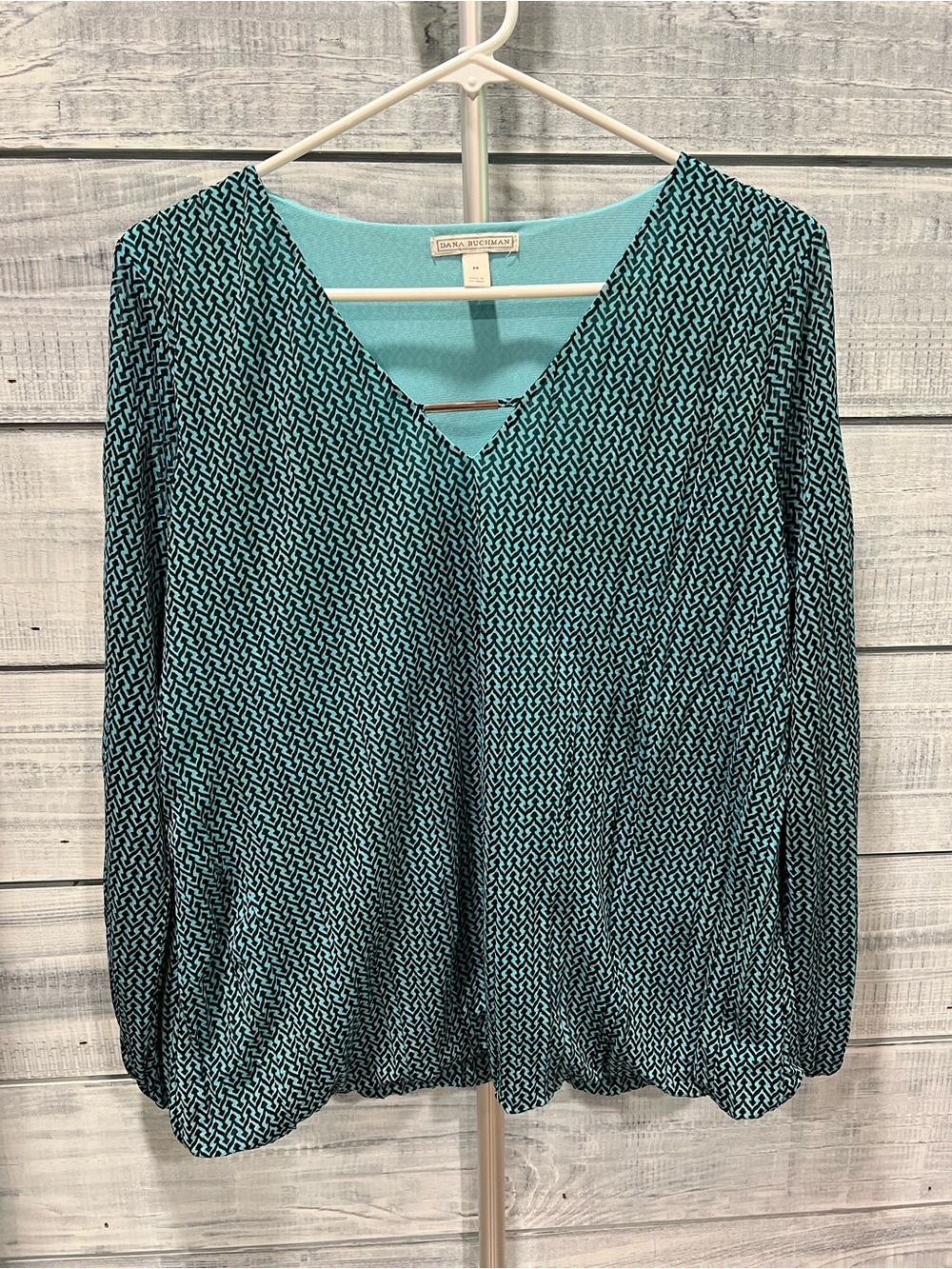 Dana Buchman Teal Geometric V-Neck Long Sleeve Top